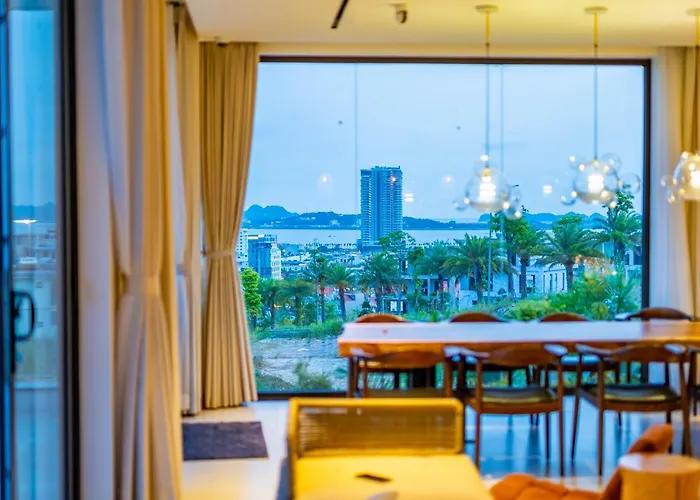 Sally Huong - Venue Travel Villa *