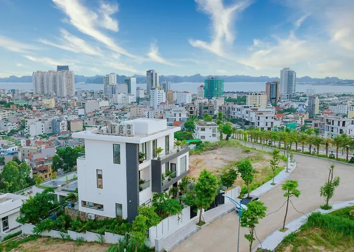 Villa Sally Huong - Venue Travel Hạ Long