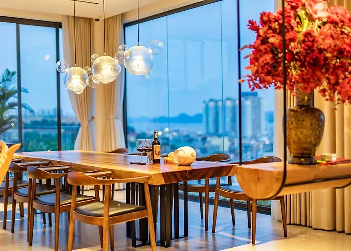 Sally Huong - Venue Travel Villa Ha Long